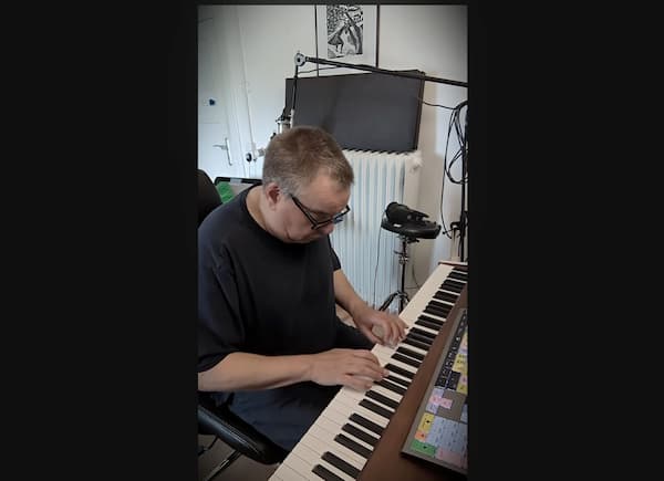 Performance Video Ex tempore II – Herbert Bartmann plays „Impromptu für Clavichord“